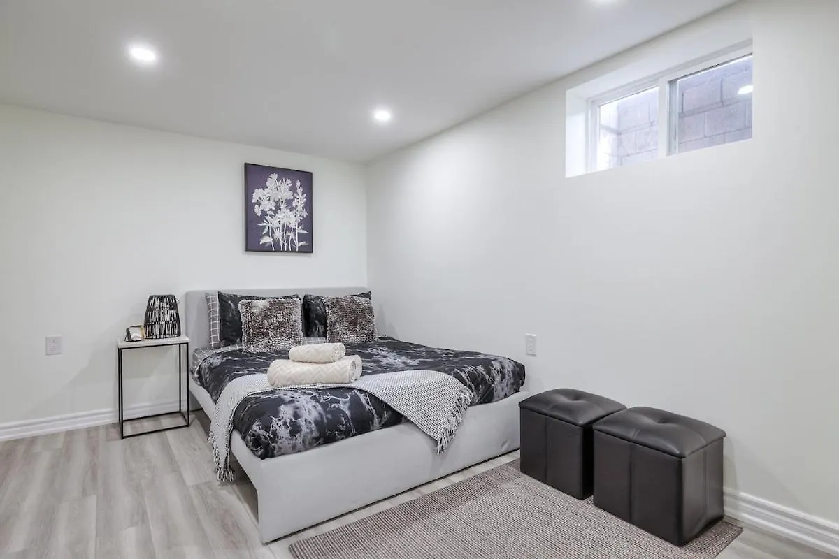 Modern Designed 3Br Lavish Villa Toronto 0*,  Canada