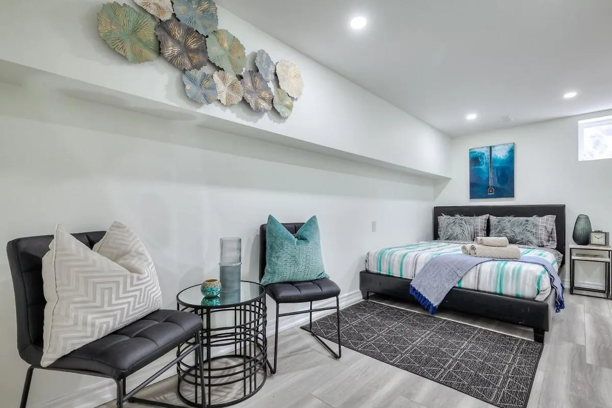 Modern Designed 3Br Lavish Villa Toronto Canada