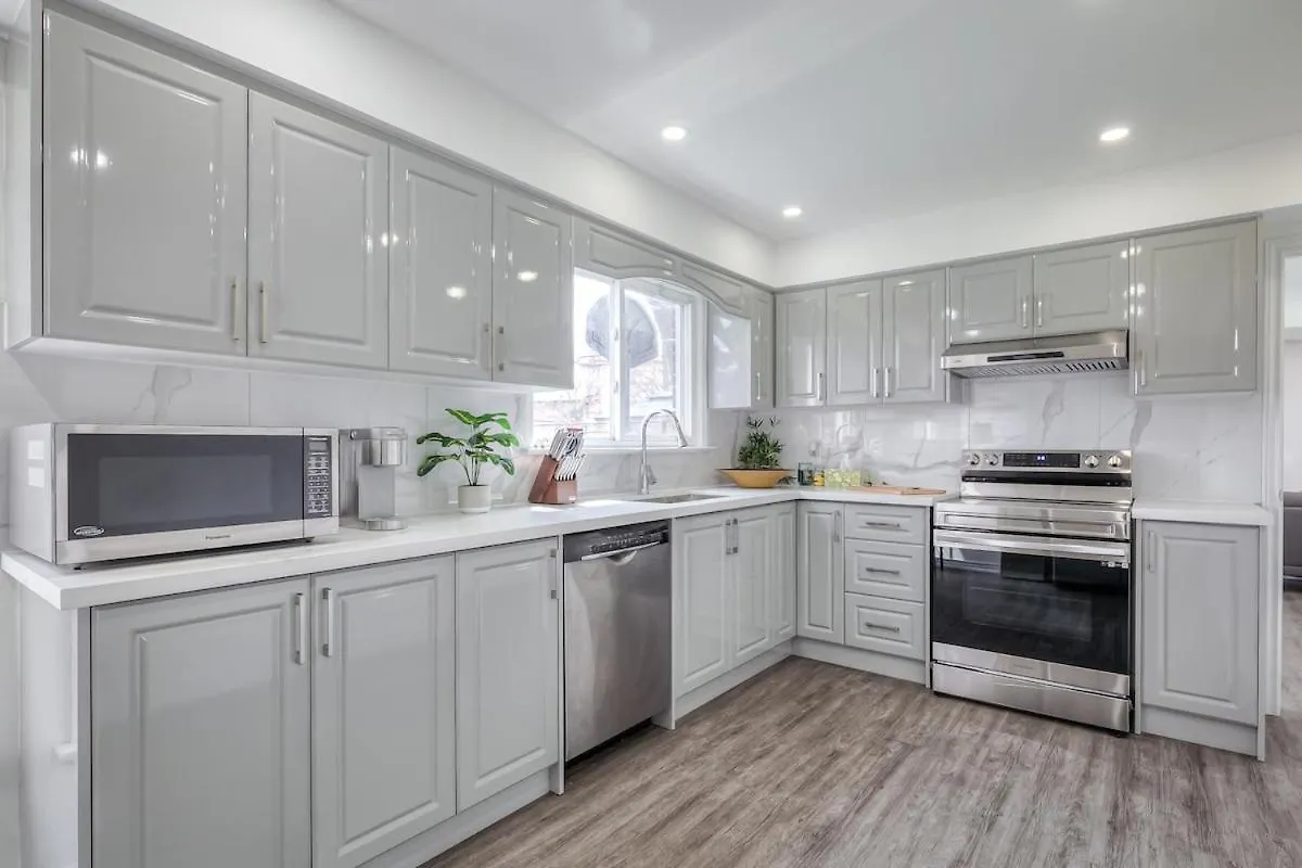 Modern Designed 3Br Lavish Villa Toronto 0*,